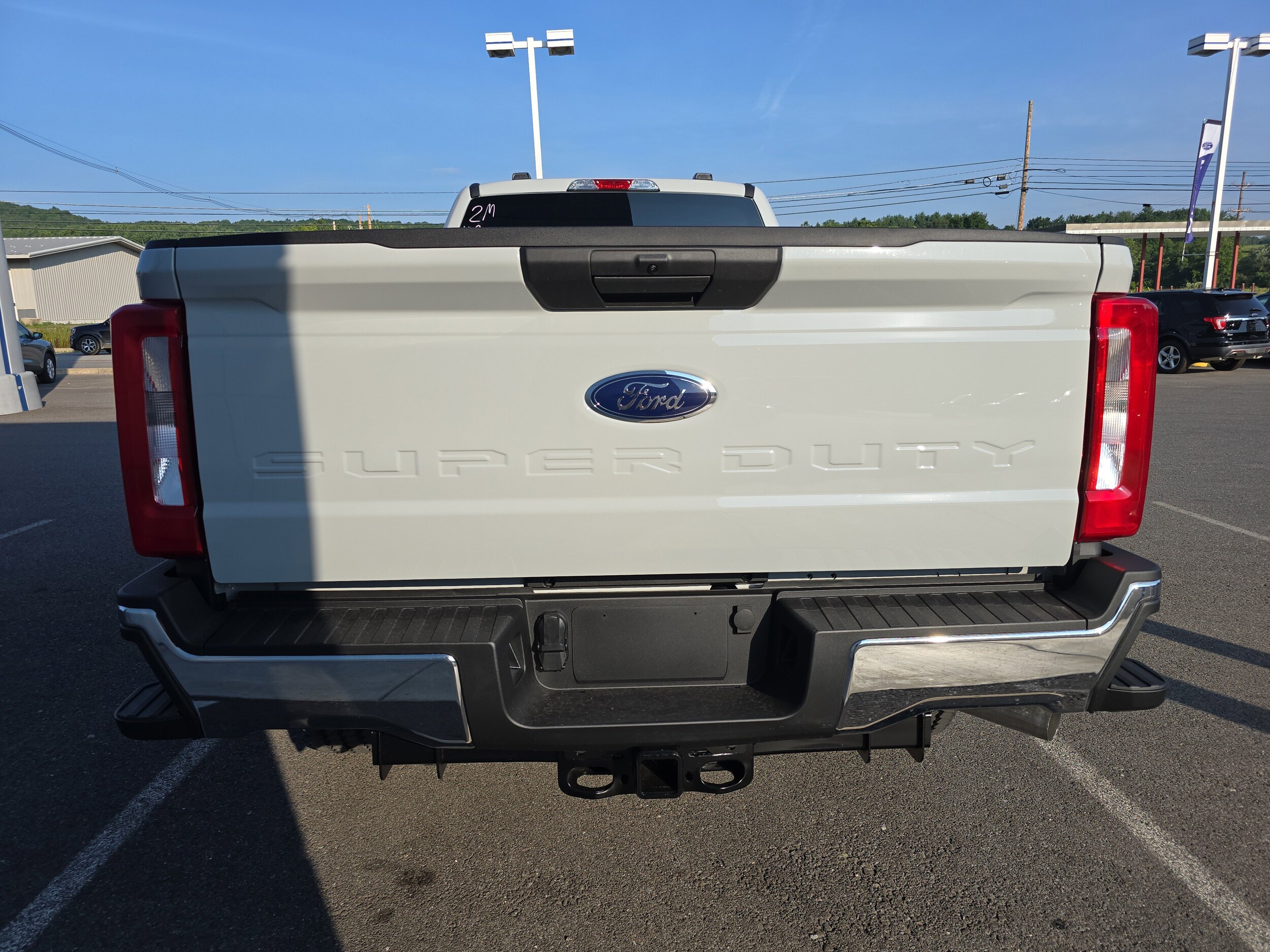 2025 Ford F-350 XLT photo 3
