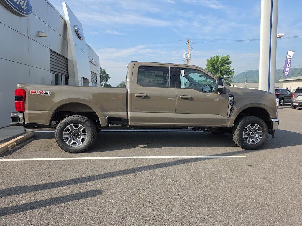 New 2026 Ford Super Duty F-250 LARIAT TRUCK