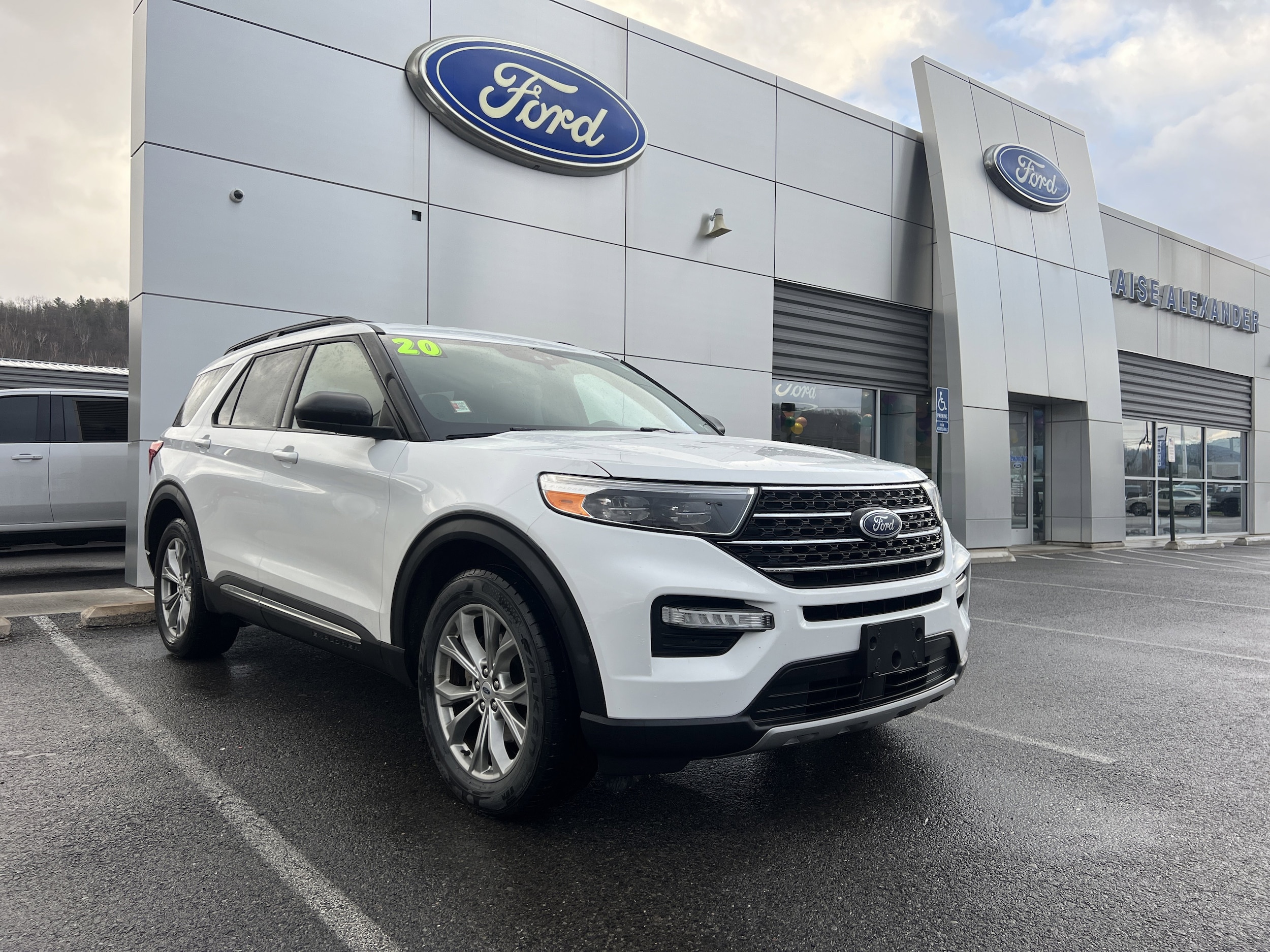2020 Ford Explorer XLT