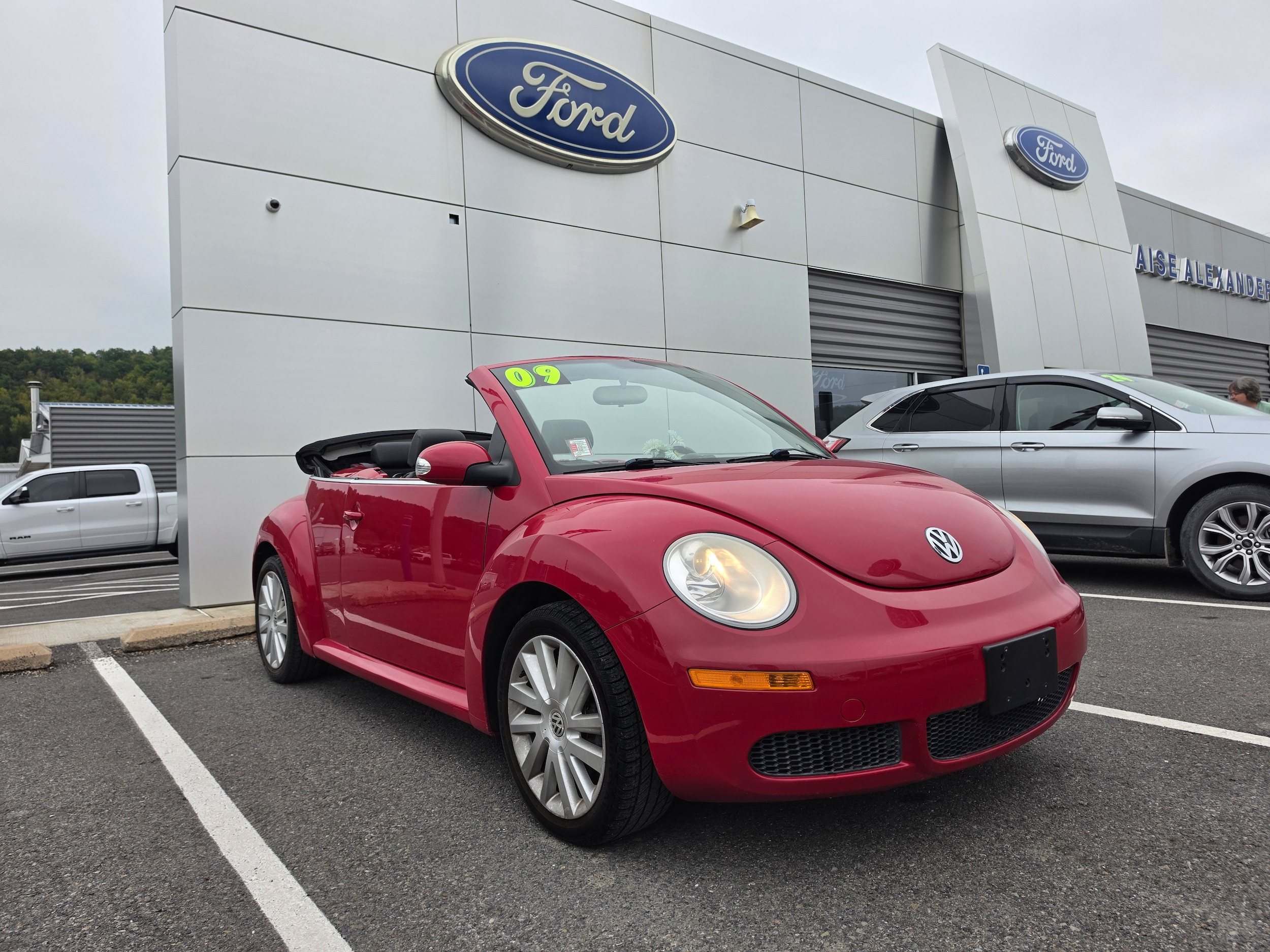 2009 Volkswagen New Beetle Convertible