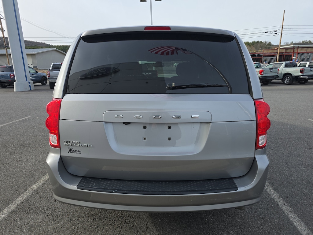 Used 2019 Dodge Grand Caravan SE Plus Van Passenger Van