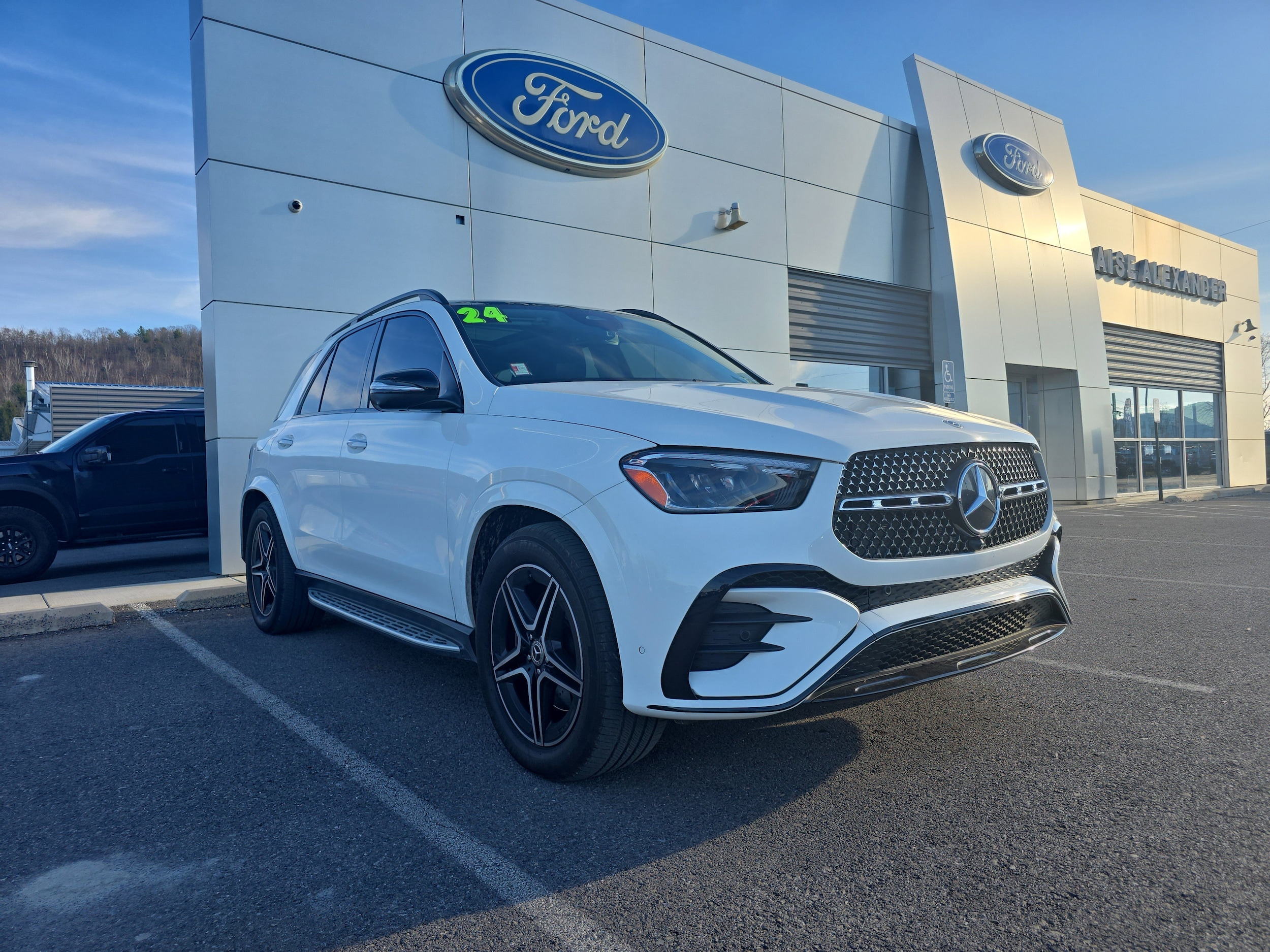 2024 Mercedes-Benz GLE GLE350's photo