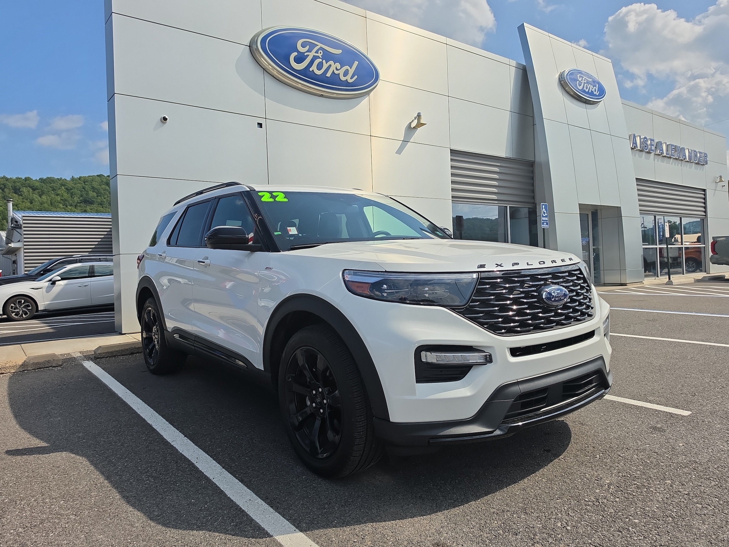 2022 Ford Explorer