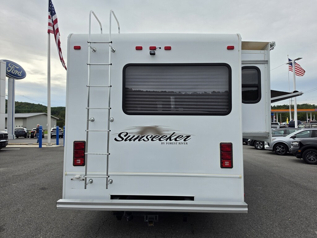 Used 2012 Ford Econoline Commercial Cutaway Truck