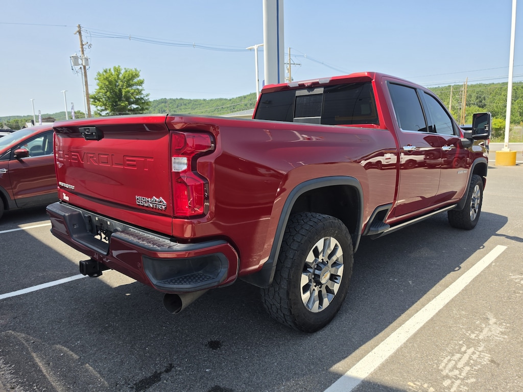 Used 2022 Chevrolet Silverado 3500HD High Country Truck Crew Cab