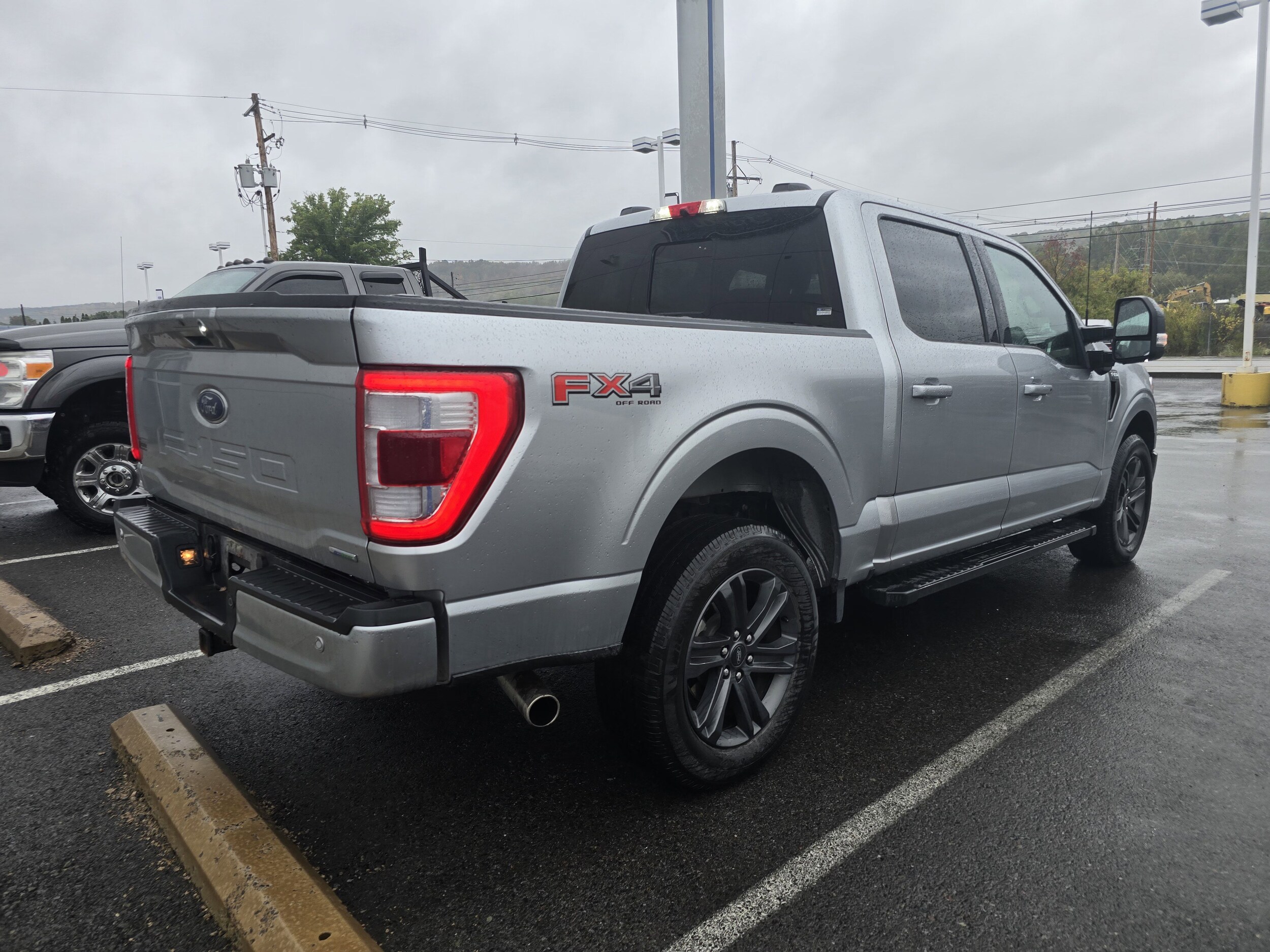 2023 Ford F-150 Lariat photo 3