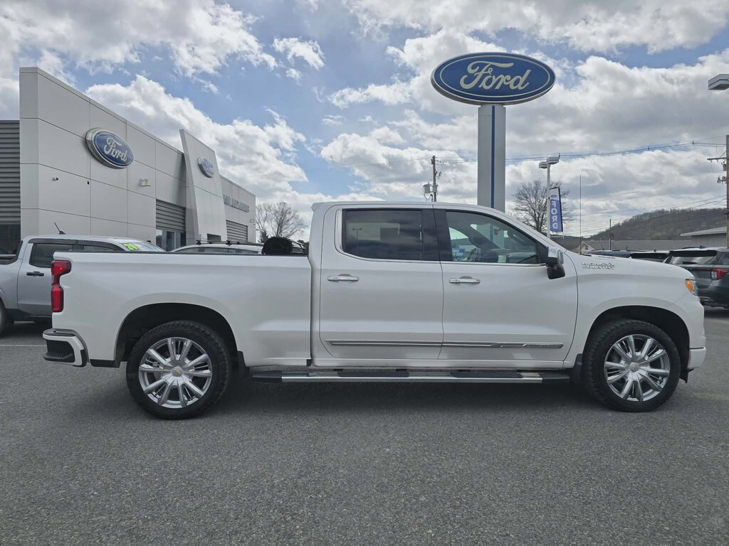 Used 2024 Chevrolet Silverado 1500 High Country Truck Crew Cab
