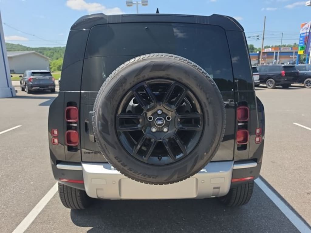 Used 2025 Land Rover Defender S SUV