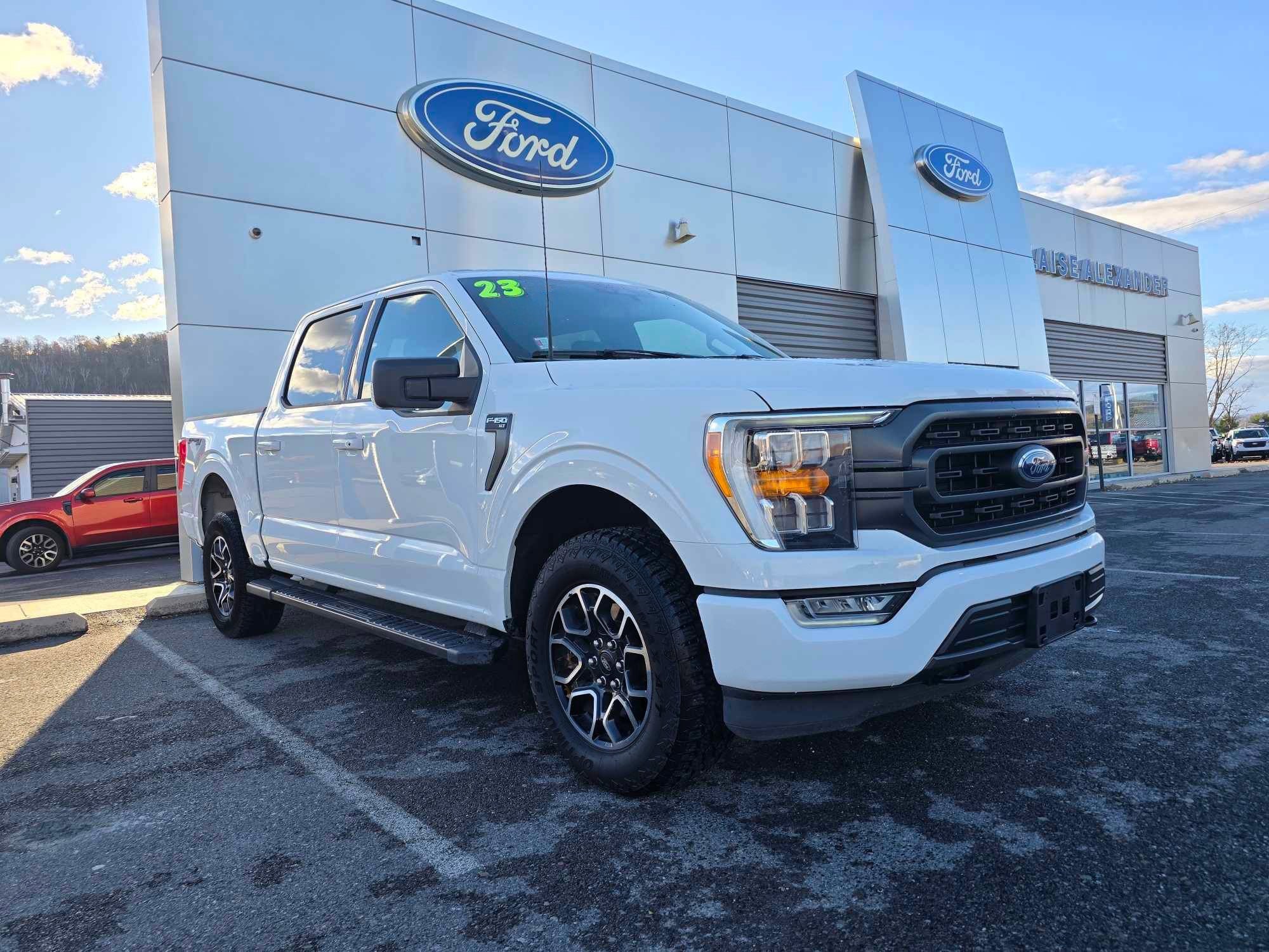 2023 Ford F-150 XLT's photo