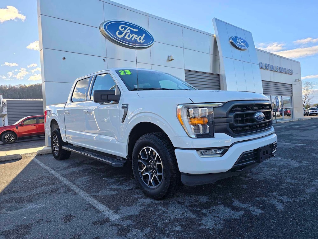 Used 2023 Ford F-150 XLT Truck SuperCrew Cab