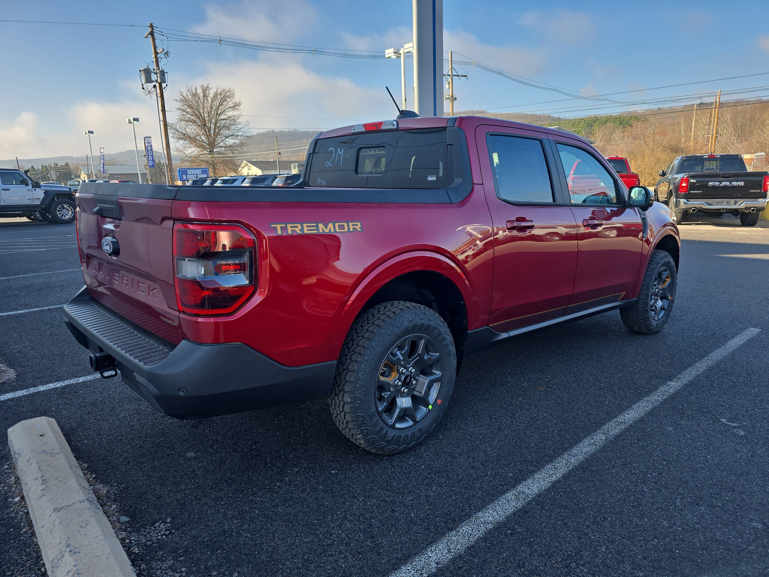 2025 Ford Maverick Tremor photo 3