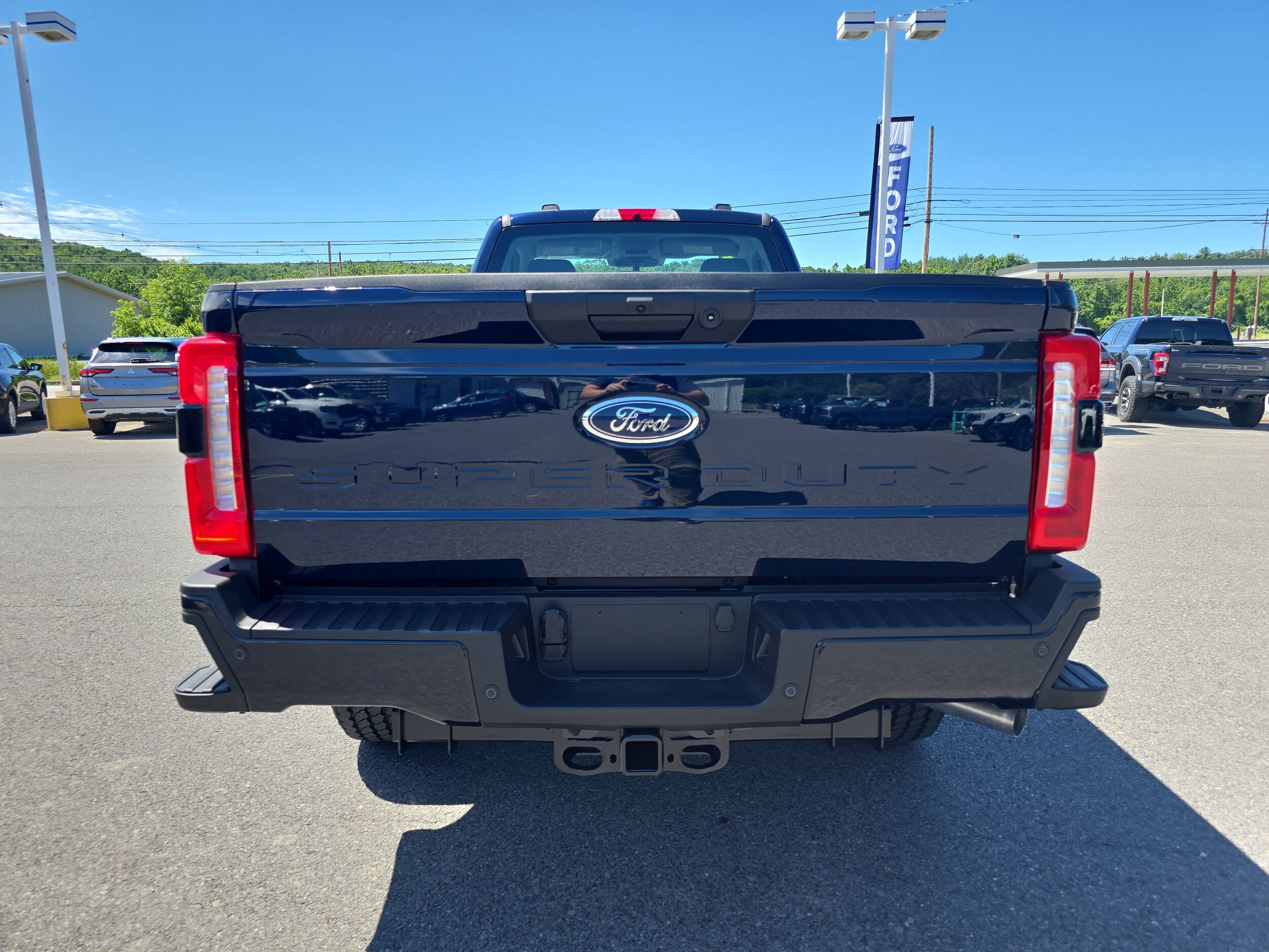 2025 Ford F-350 XL photo 4