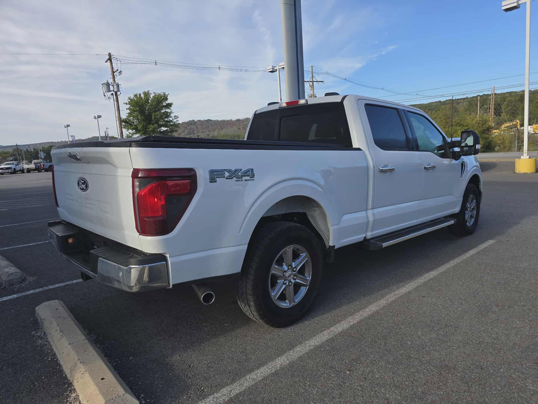 2024 Ford F-150 XLT photo 3