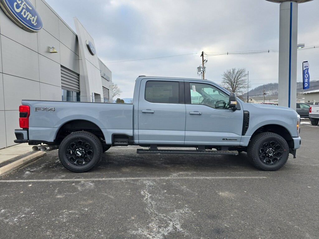 New 2026 Ford Super Duty F-250 LARIAT Truck Crew Cab