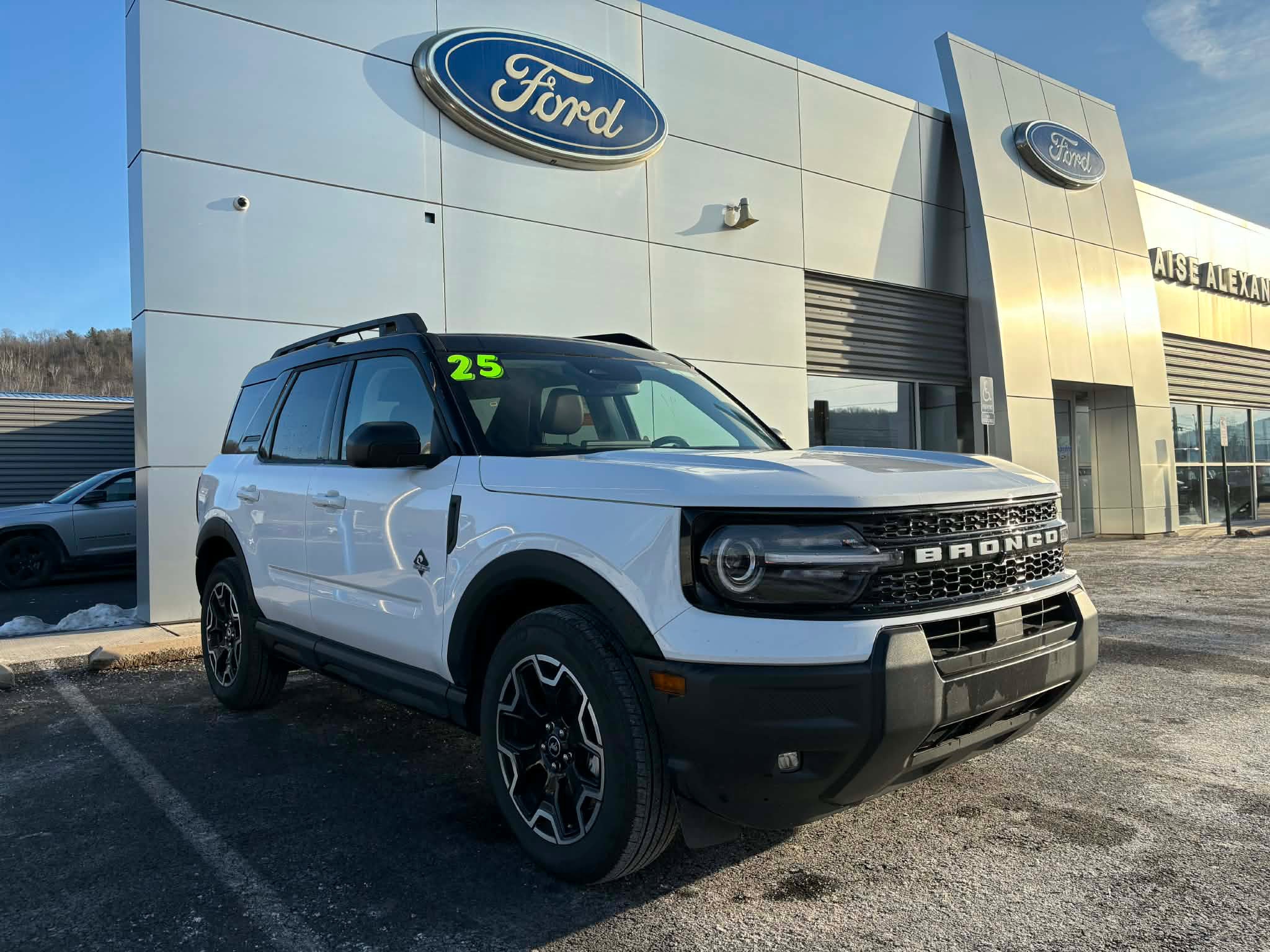 2025 Ford Bronco Sport Outer Banks's photo