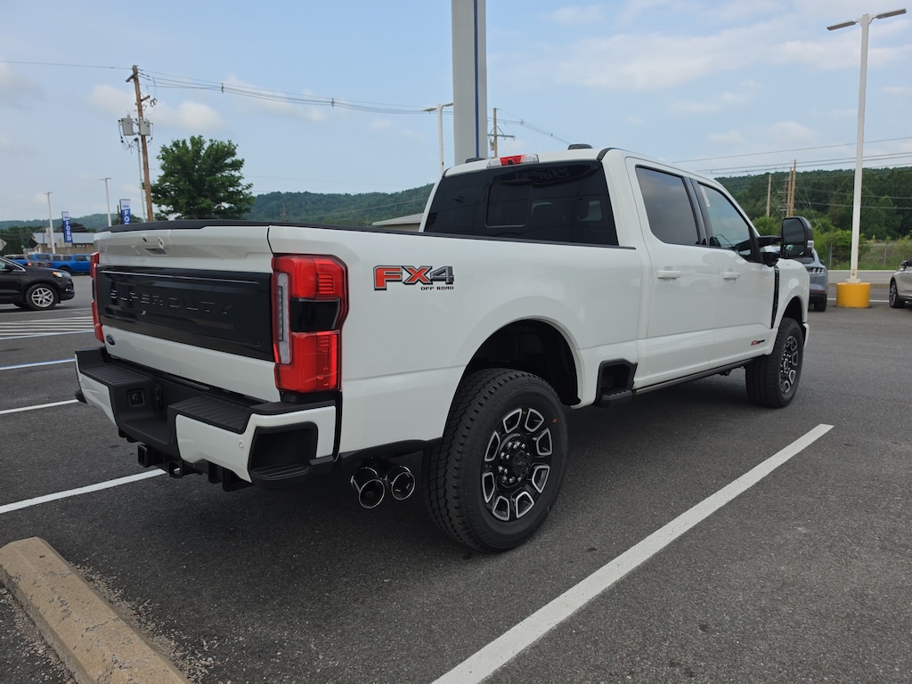 New 2026 Ford Super Duty F-250 Platinum Truck Crew Cab