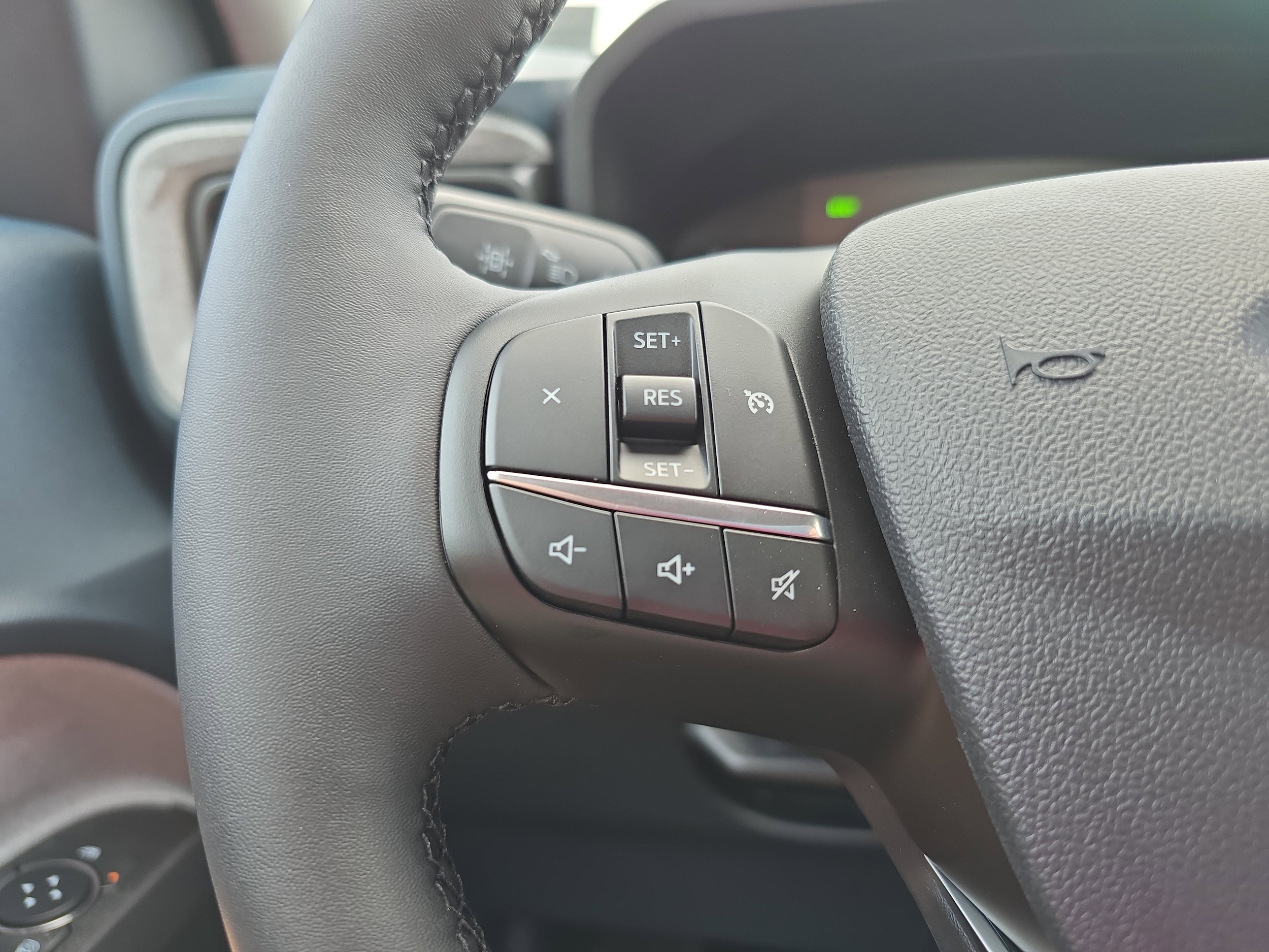 2025 Ford Maverick XLT - Photo 22