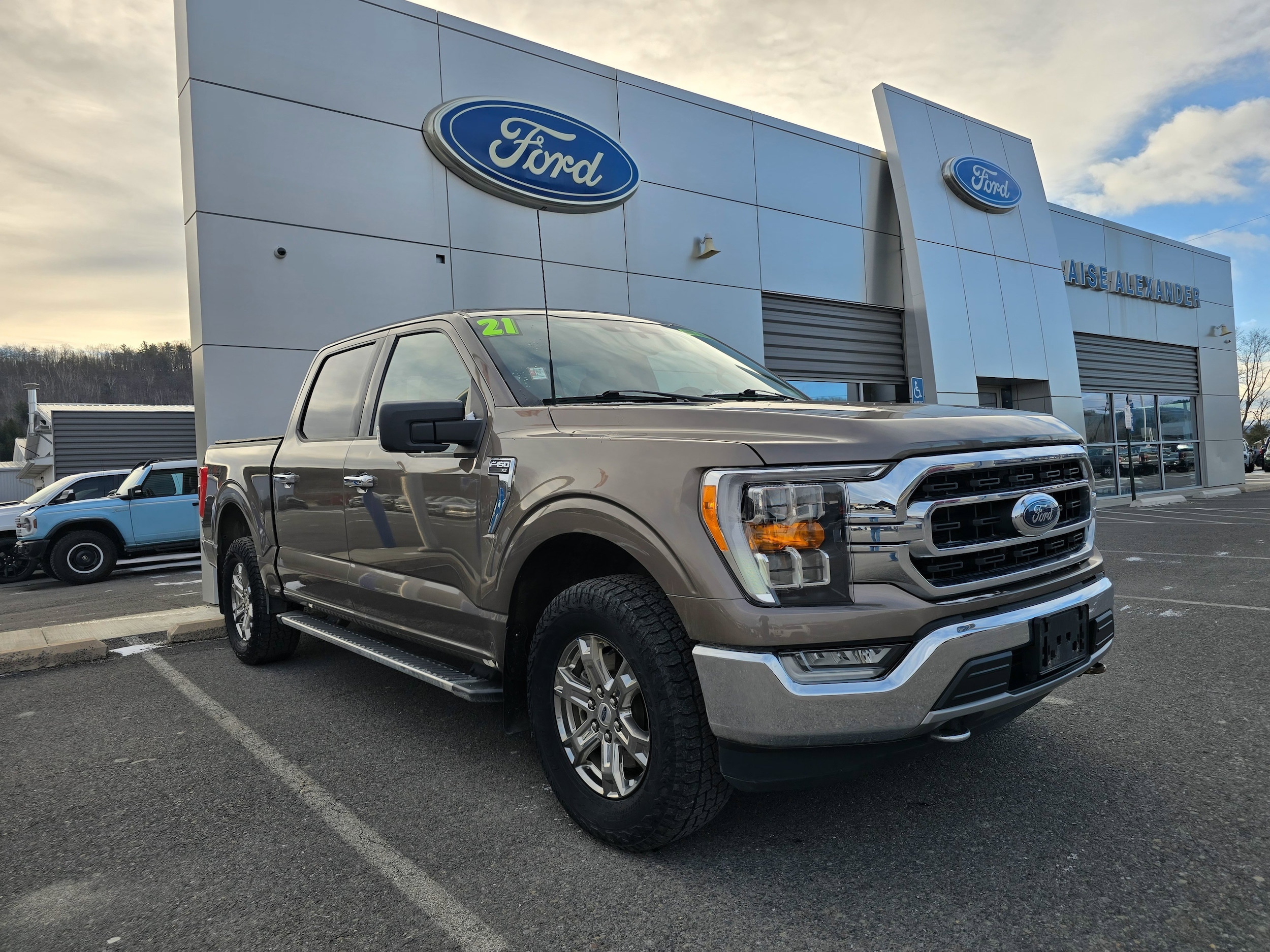 2021 Ford F-150 XLT's photo
