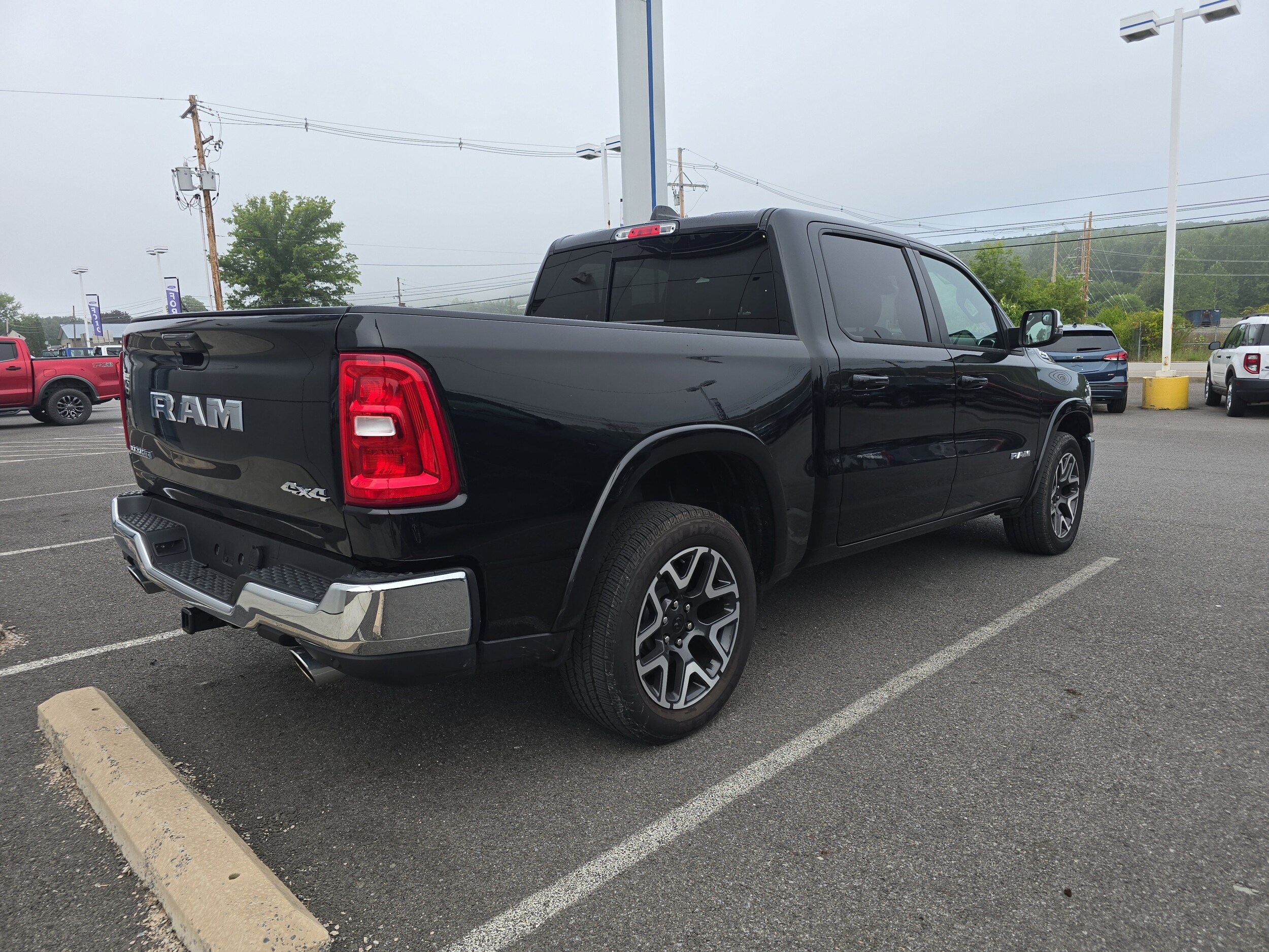 2025 Ram 1500 Laramie photo 3