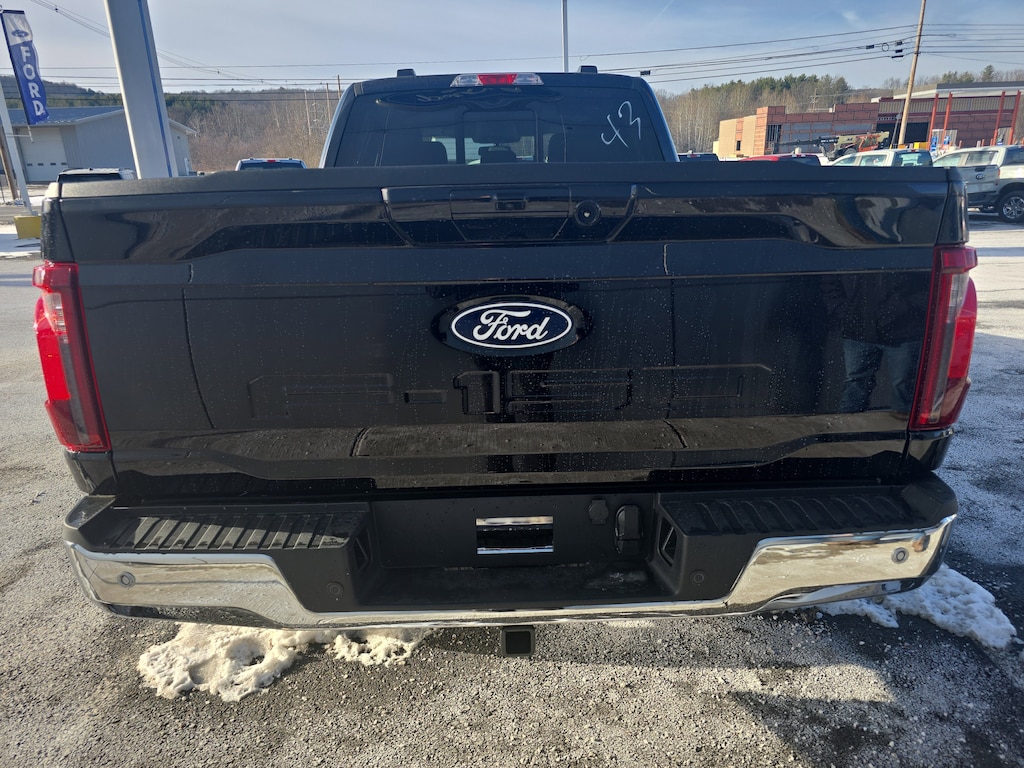 New 2025 Ford F-150 XLT Truck SuperCrew Cab