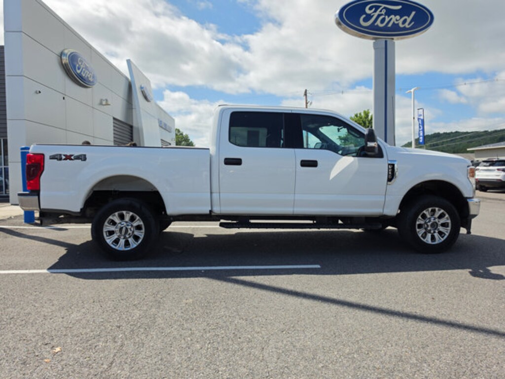 Used 2022 Ford Super Duty F-250 SRW XLT Truck Crew Cab
