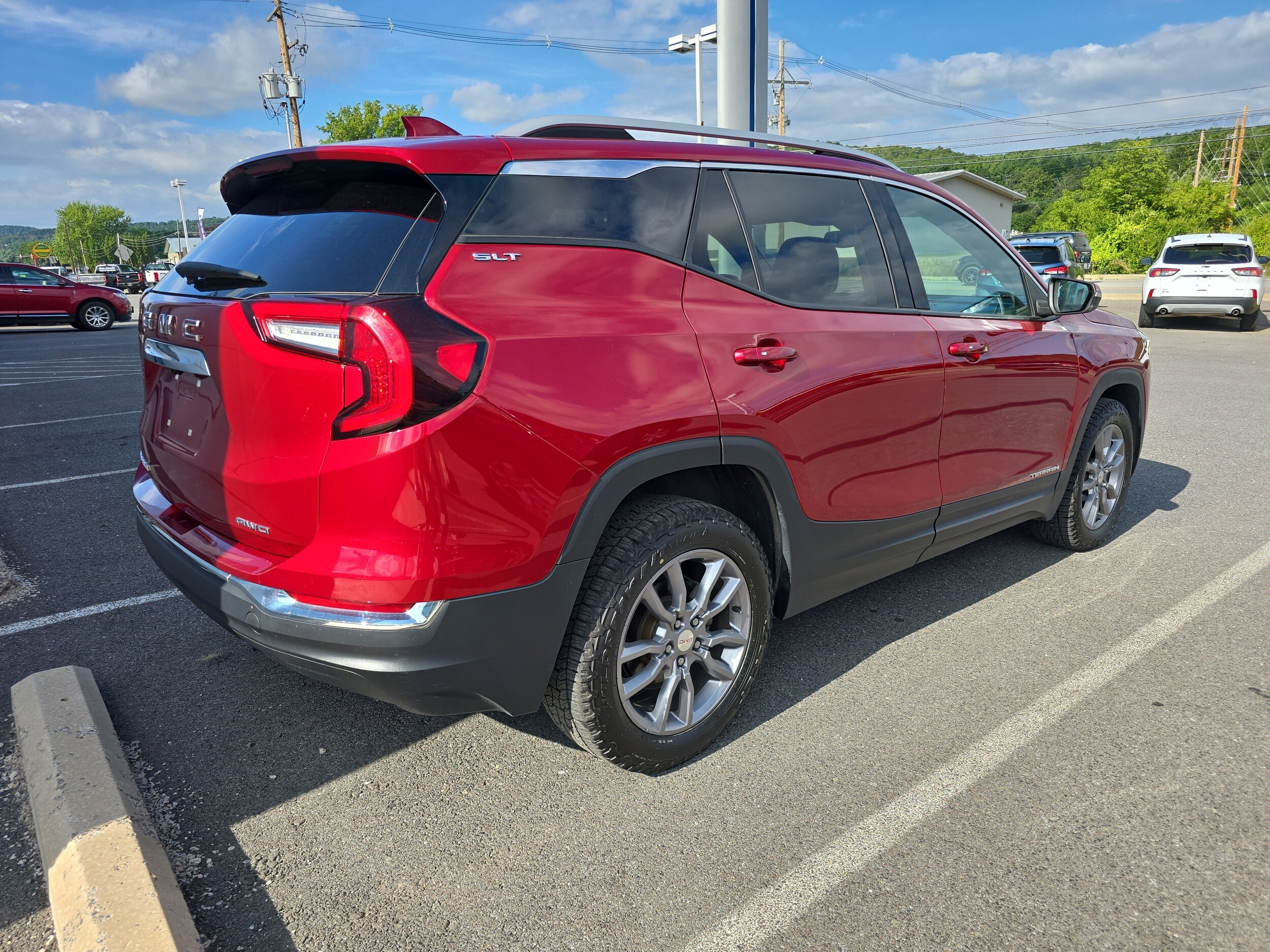 2022 Gmc Terrain SLT photo 2