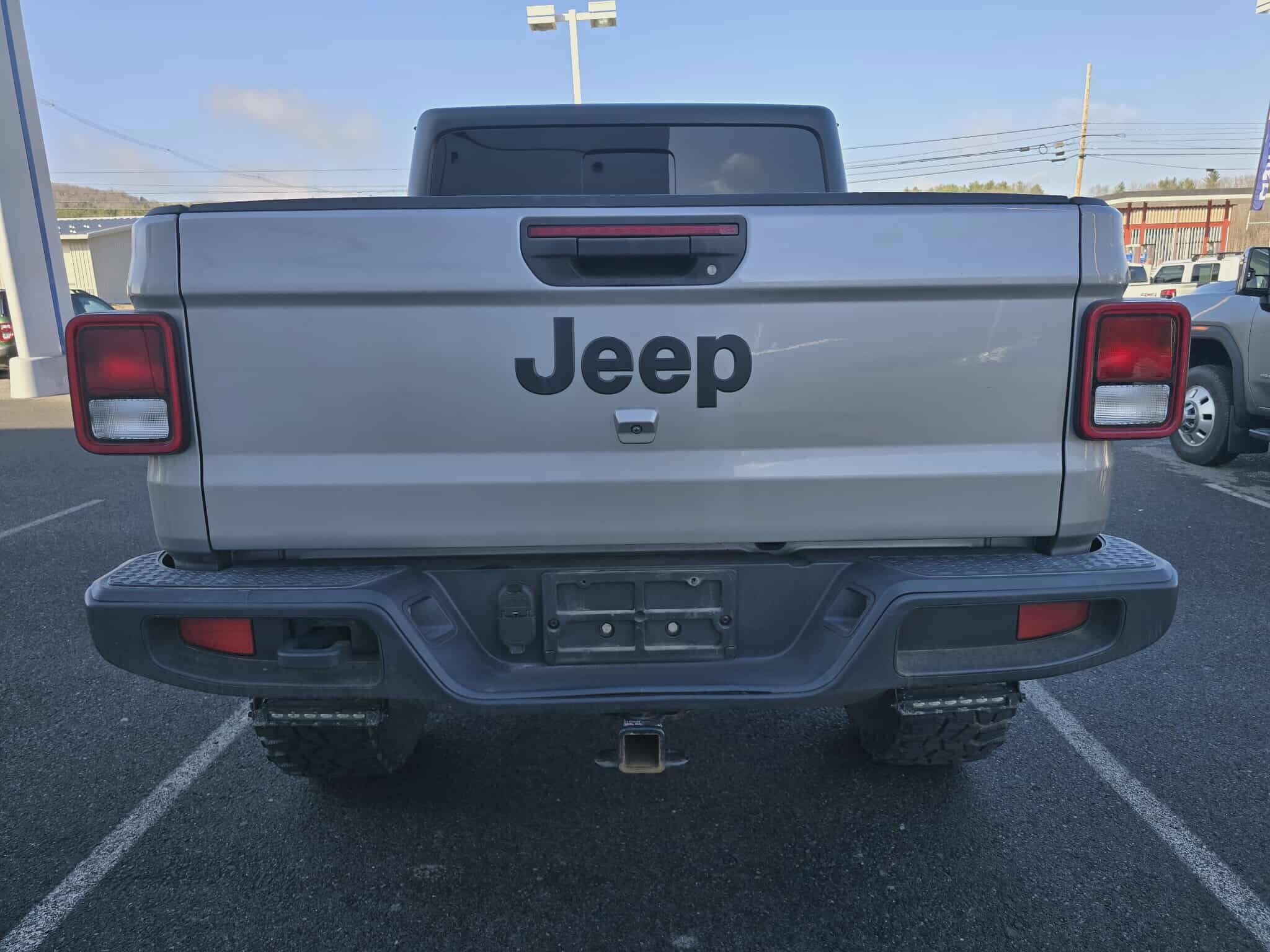 2020 Jeep Gladiator Sport S photo 4