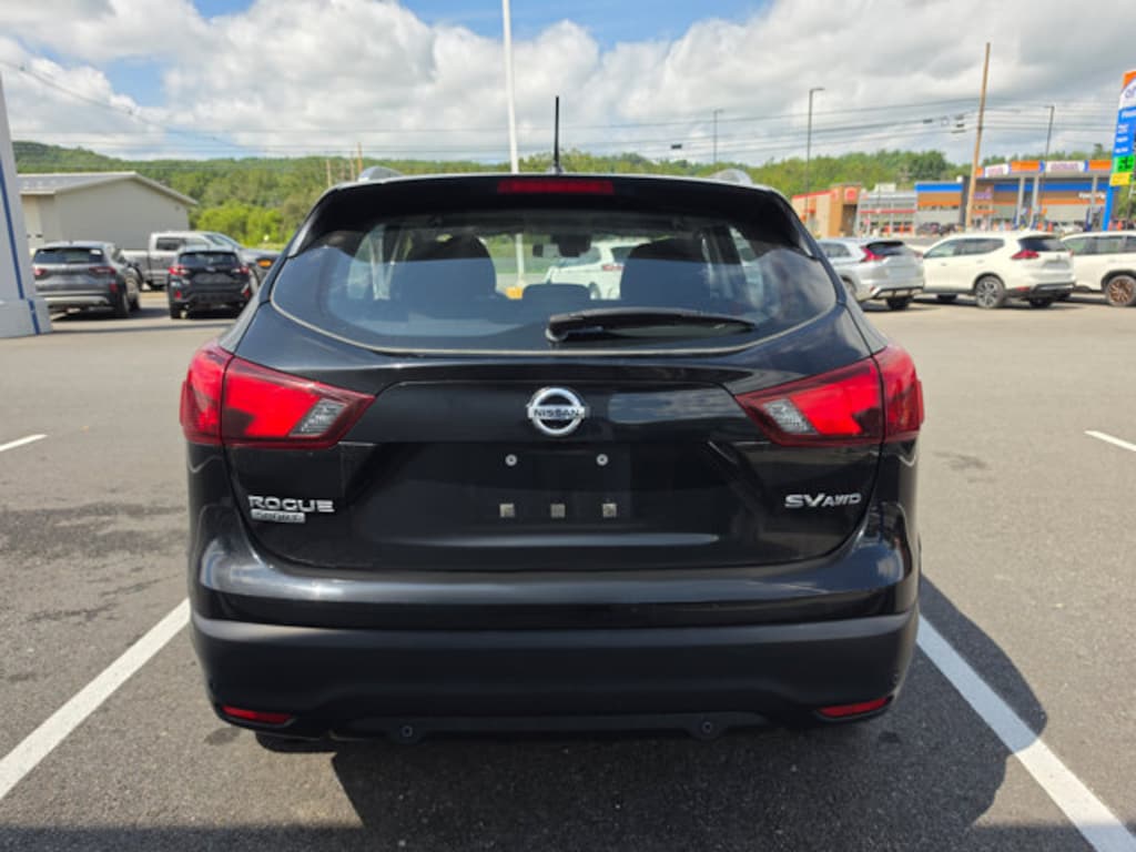 Used 2019 Nissan Rogue Sport SV SUV