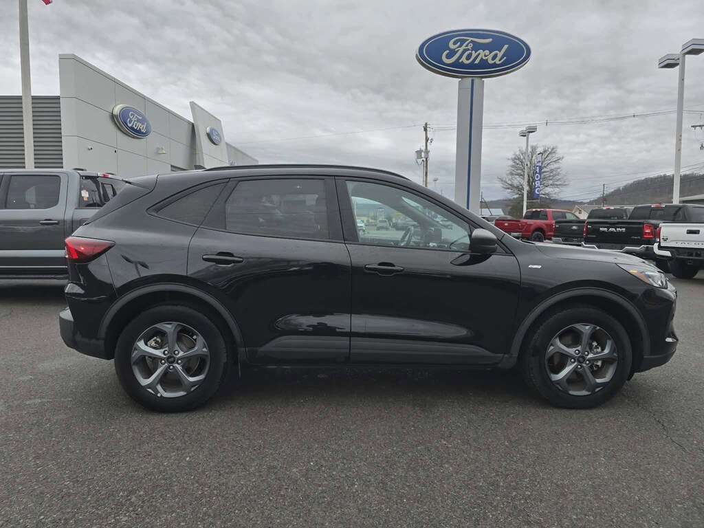 Used 2025 Ford Escape ST-Line SUV
