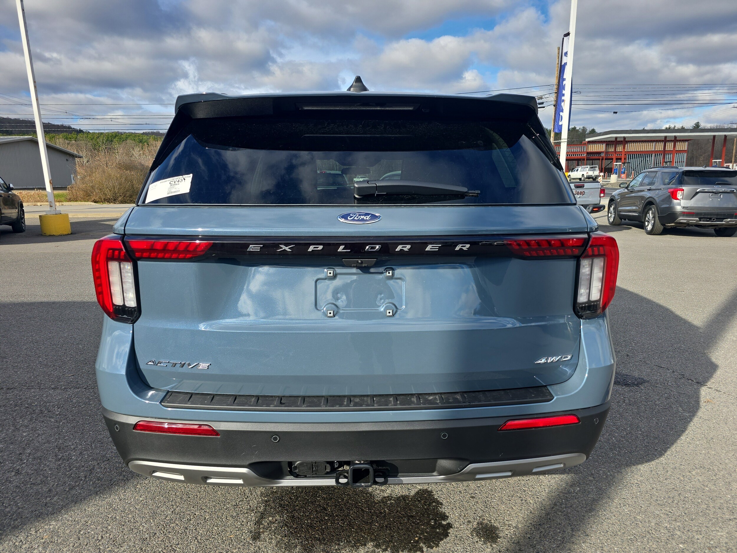 2026 Ford Explorer photo 4