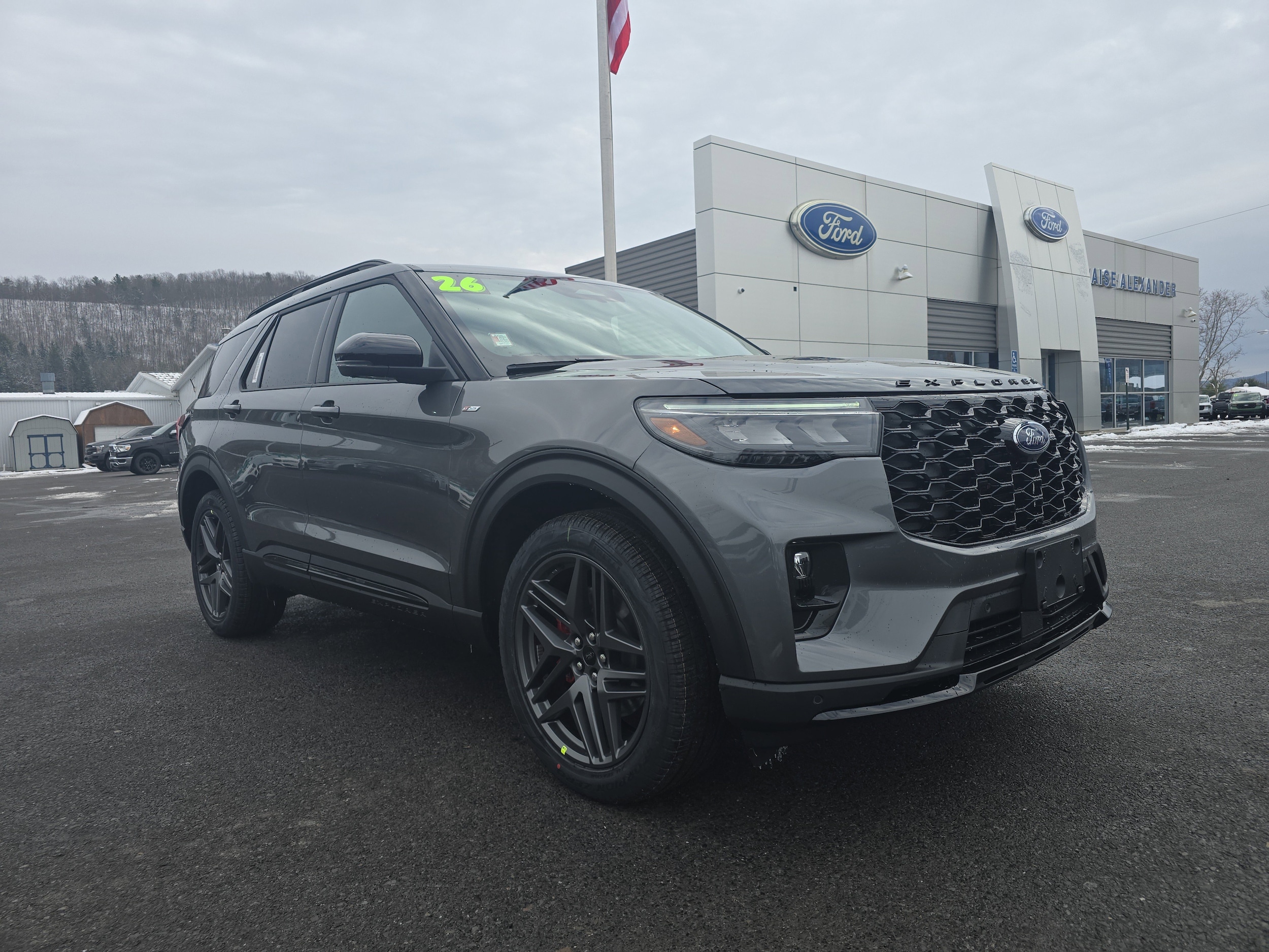 2026 Ford Explorer ST-LINE's photo