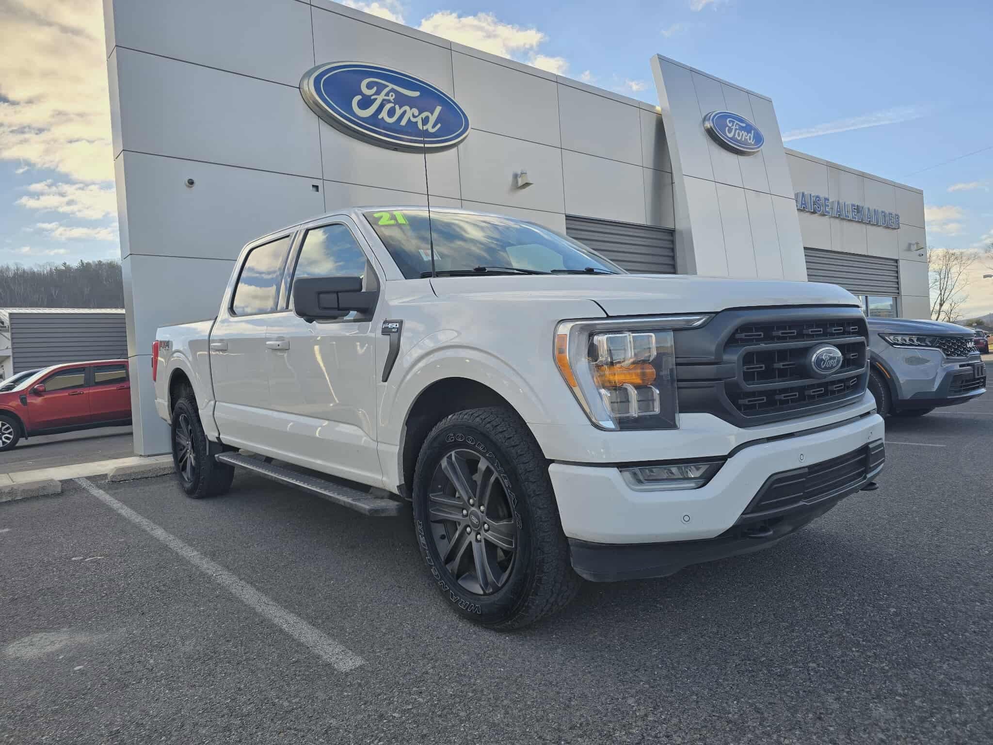 2021 Ford F-150 XLT's photo