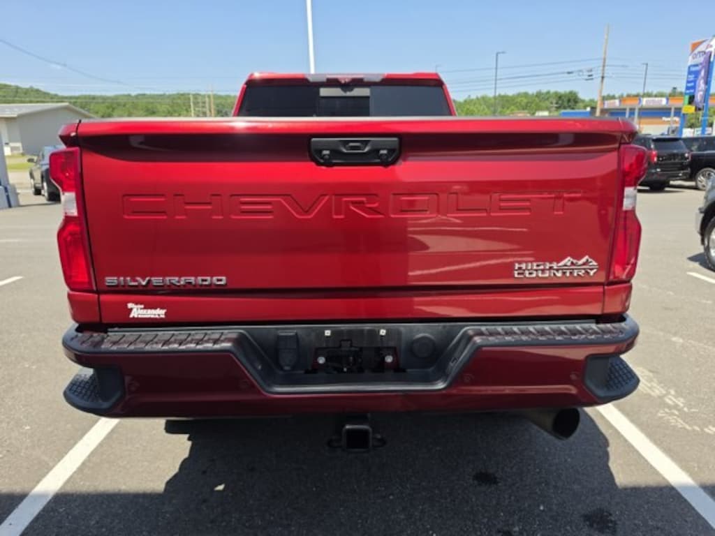 Used 2022 Chevrolet Silverado 3500HD High Country Truck Crew Cab