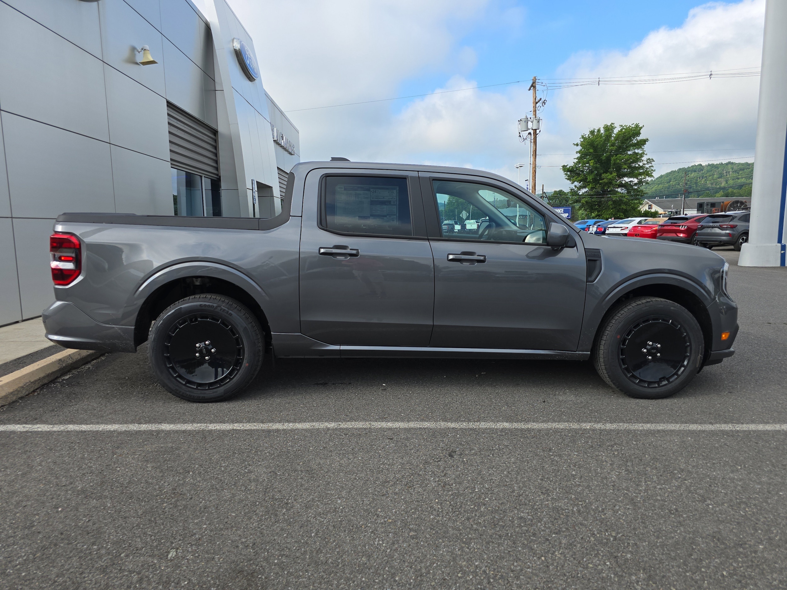 2025 Ford Maverick Lobo Premium - Photo 2