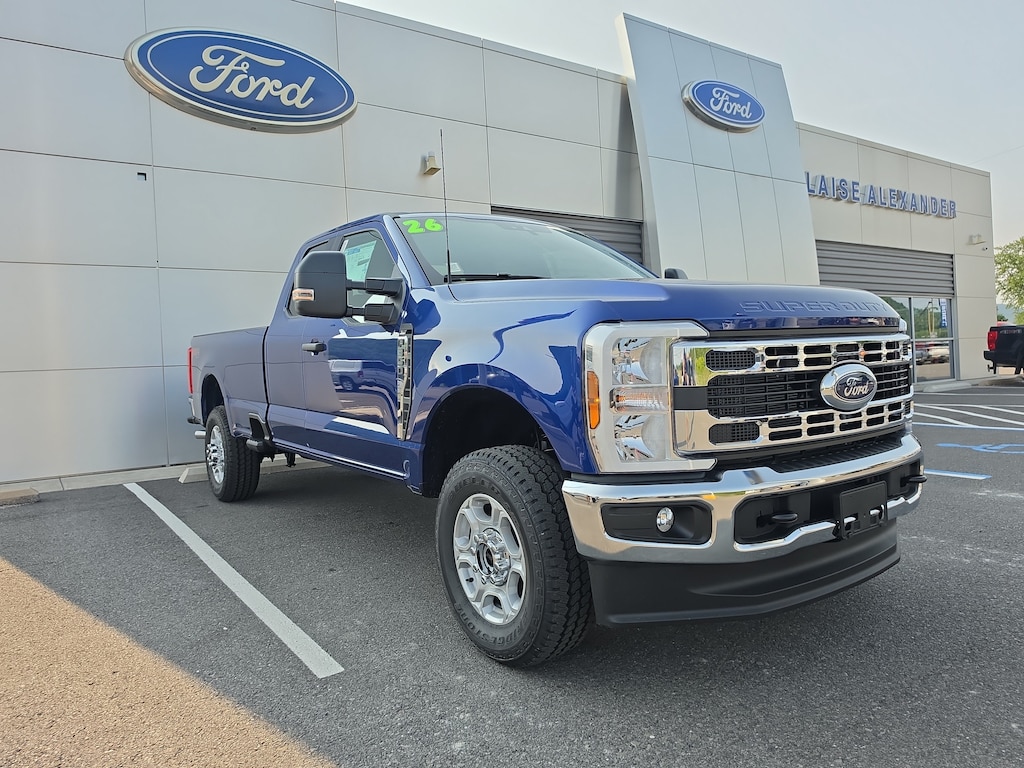 New 2026 Ford Super Duty F-350 XLT Truck Super Cab