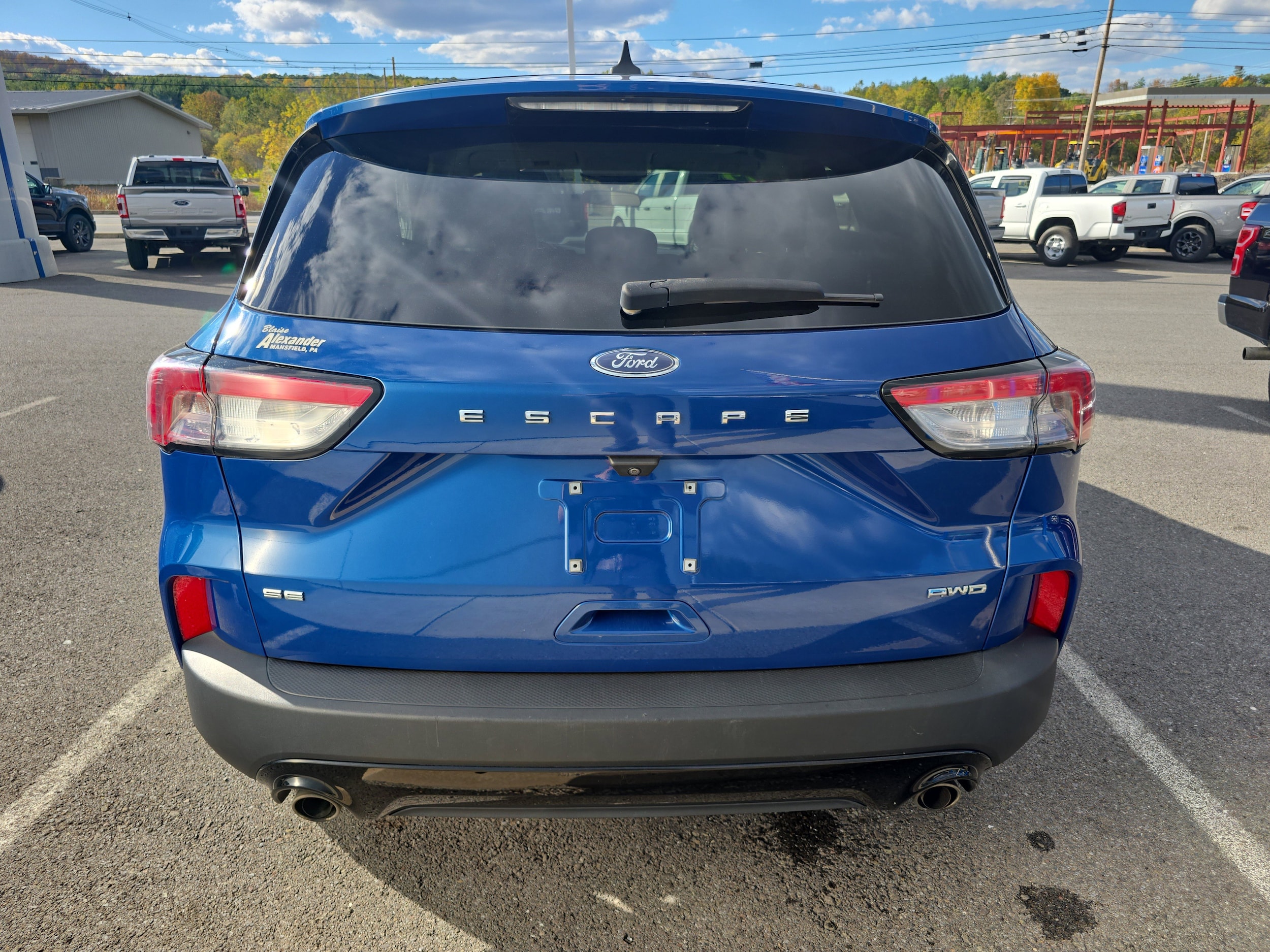 2022 Ford Escape SE photo 3