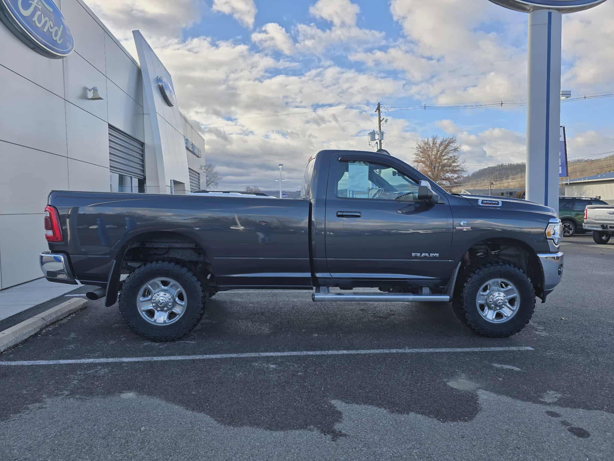 2021 Ram 3500 Big Horn photo 2
