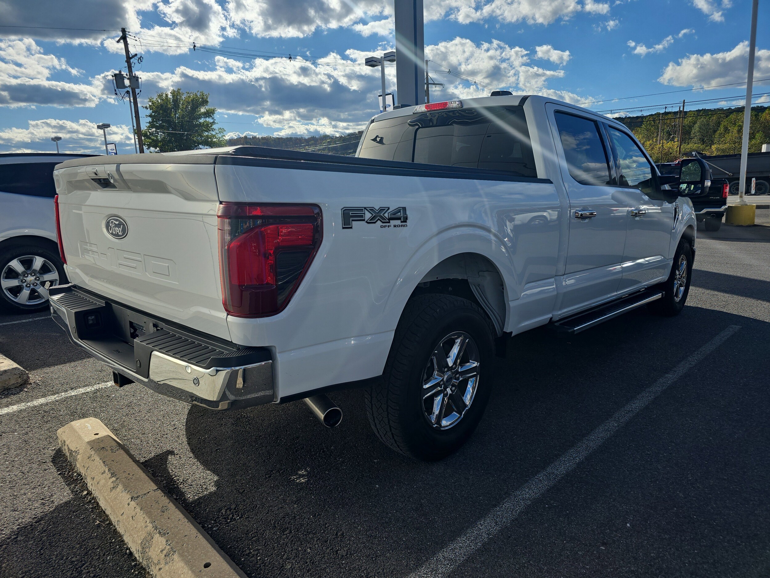 2024 Ford F-150 XLT photo 3