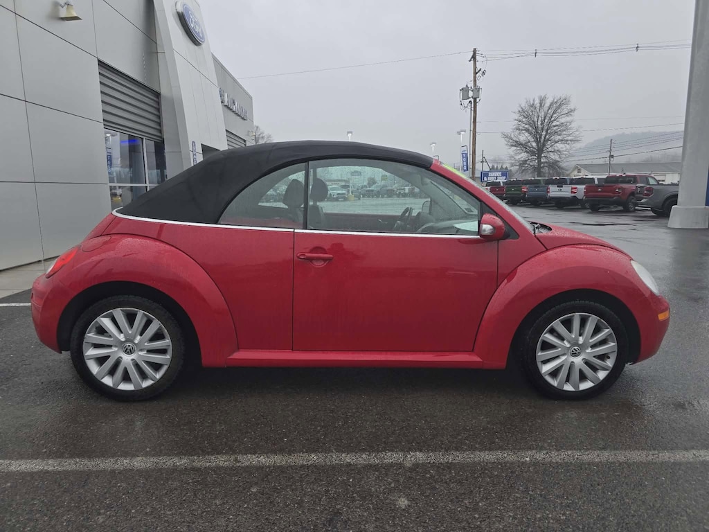 Used 2009 Volkswagen New Beetle Convertible S Convertible
