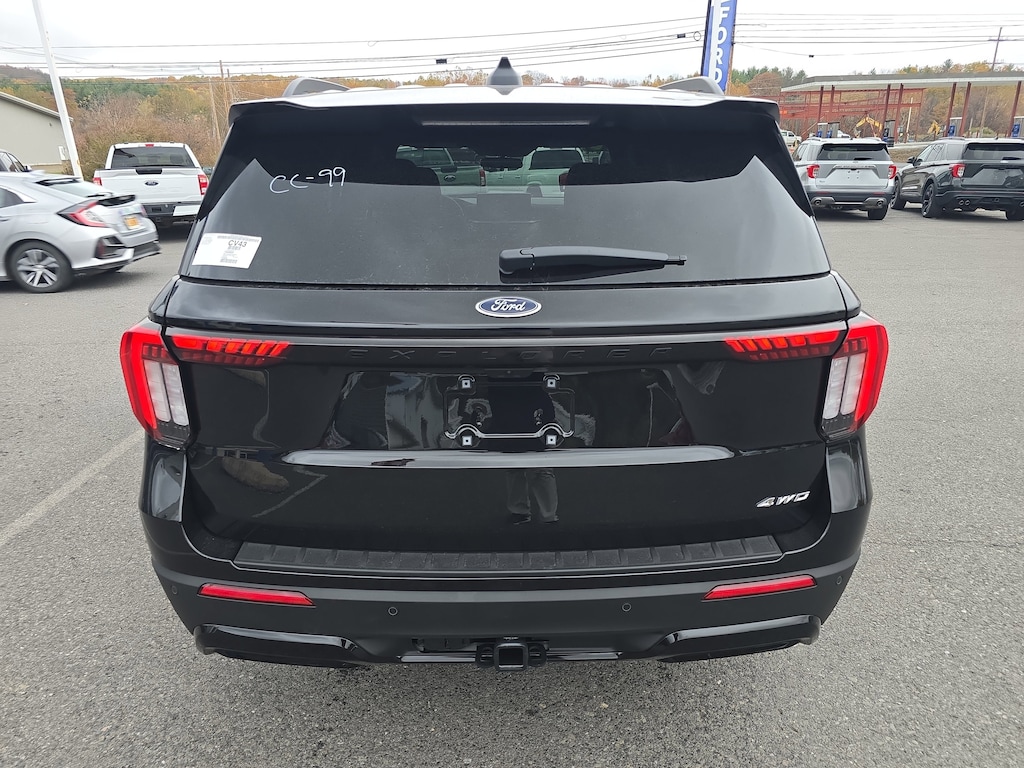 New 2026 Ford Explorer ST-Line SUV