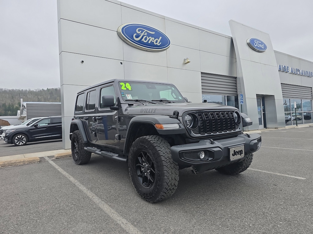 Used 2024 Jeep Wrangler Willys SUV