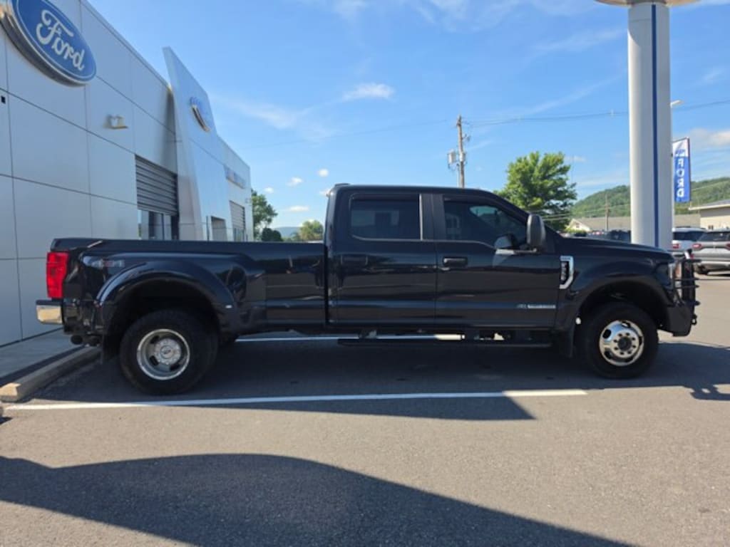Used 2021 Ford Super Duty F-350 DRW XL Truck Crew Cab