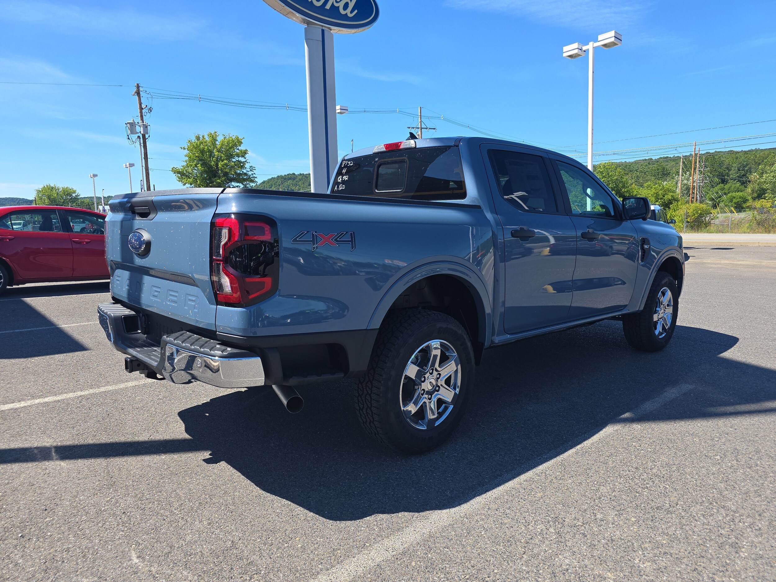 2025 Ford Ranger XLT photo 2