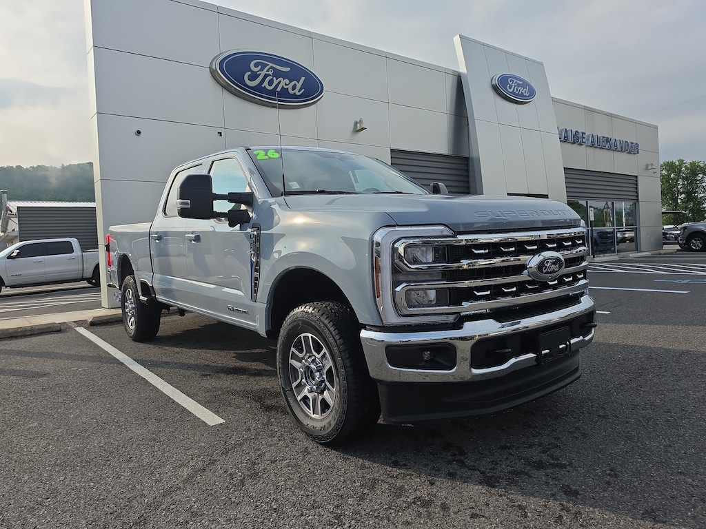 New 2026 Ford Super Duty F-250 LARIAT Truck Crew Cab