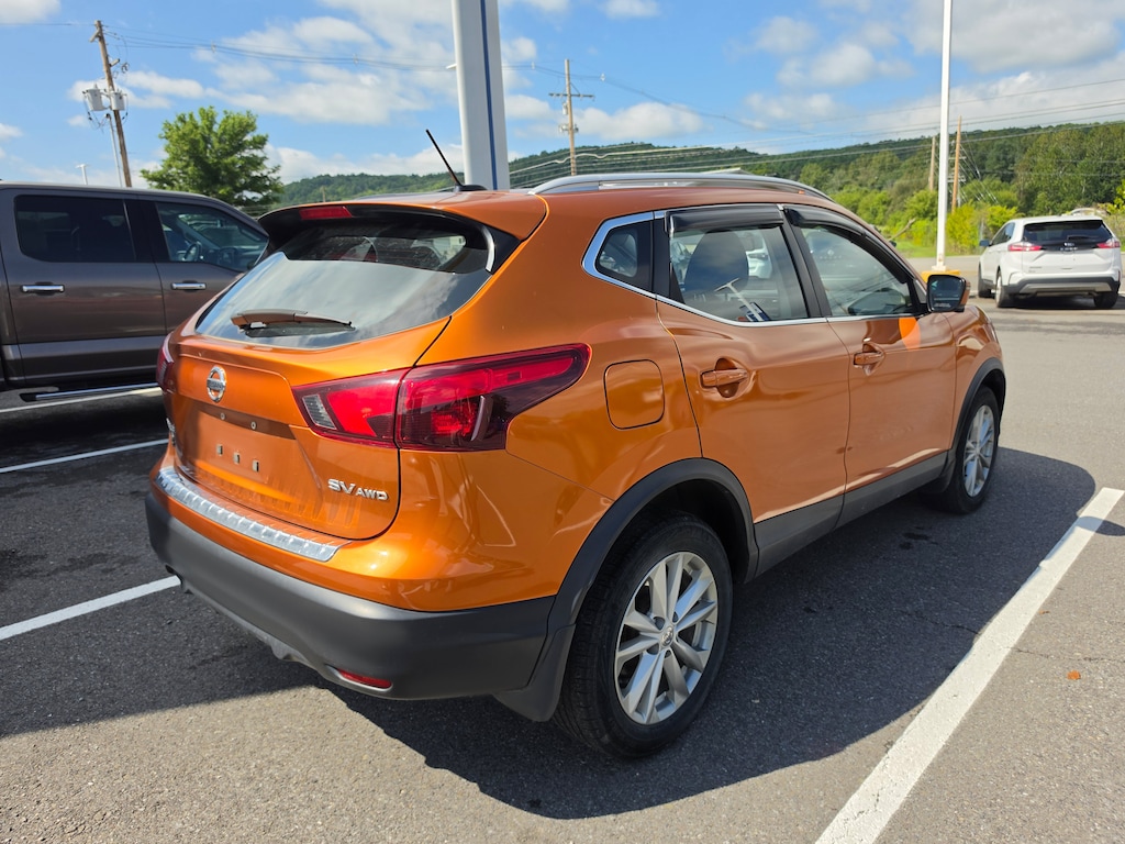 Used 2017 Nissan Rogue Sport SV SUV