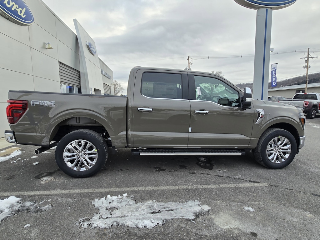 New 2025 Ford F-150 LARIAT Truck SuperCrew Cab