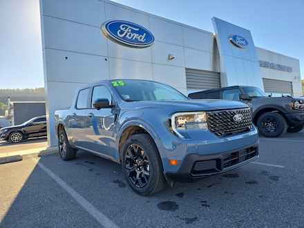 2025 Ford Maverick LARIAT Truck SuperCrew
