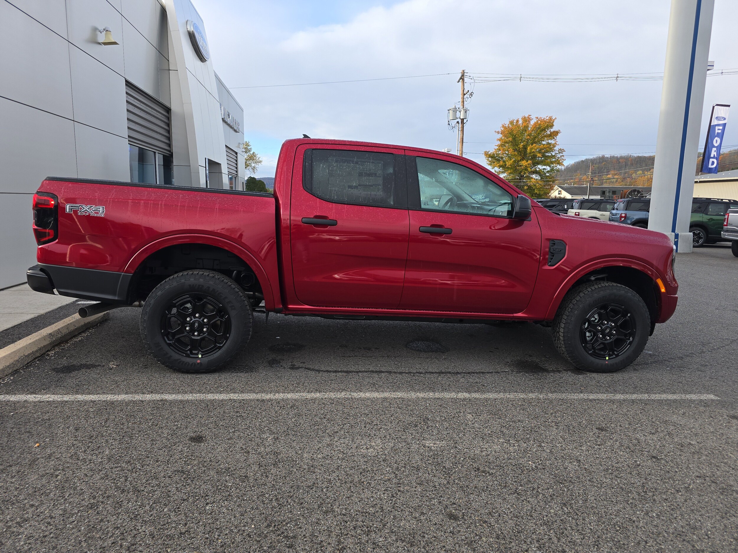 2025 Ford Ranger XLT photo 2