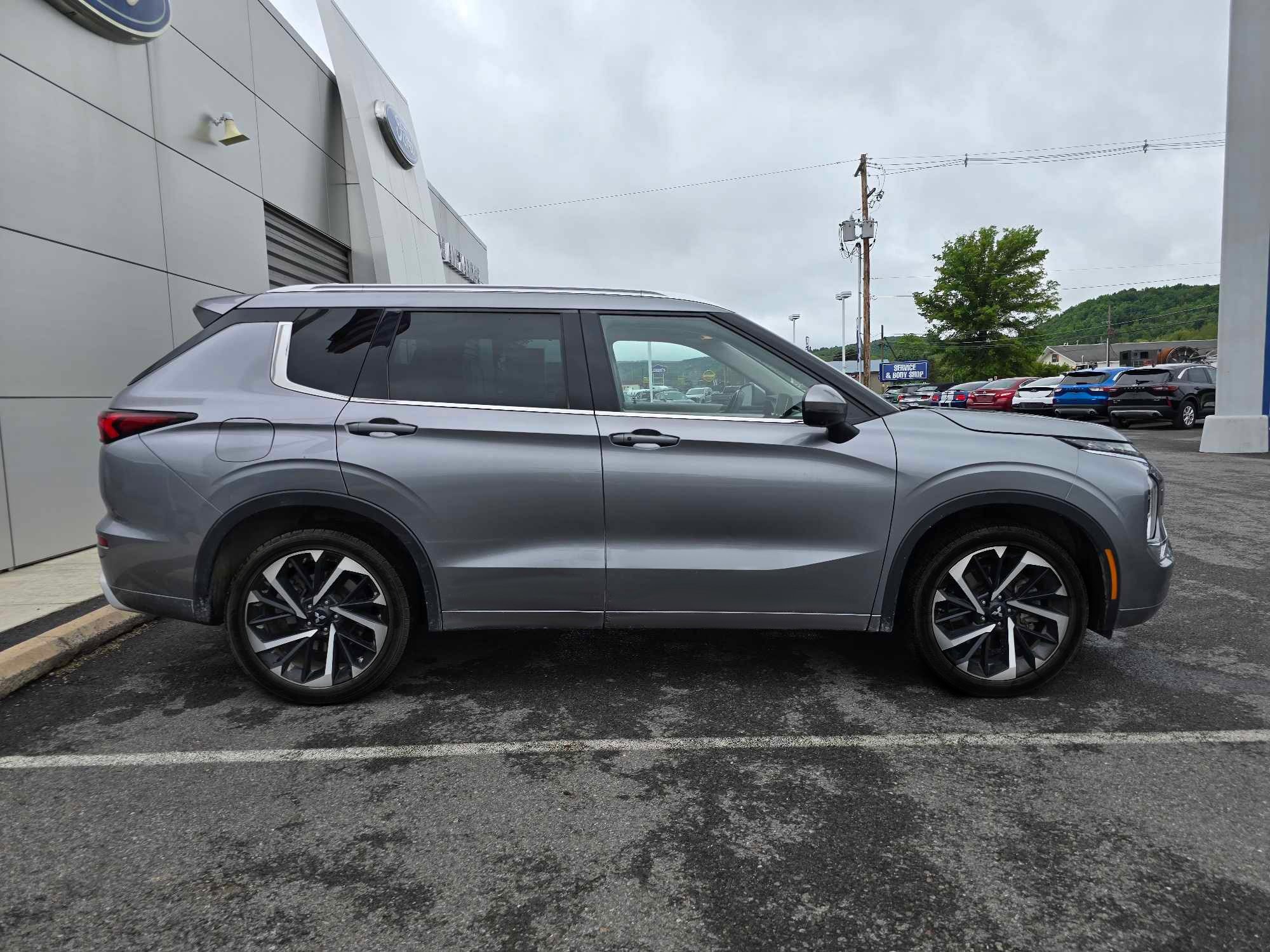 Used 2023 Mitsubishi Outlander SEL with VIN JA4J4VA87PZ026511 for sale in Mansfield, PA
