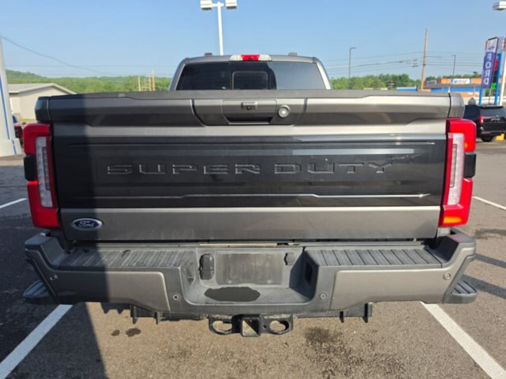 Used 2026 Ford Super Duty F-350 SRW Platinum Truck Crew Cab
